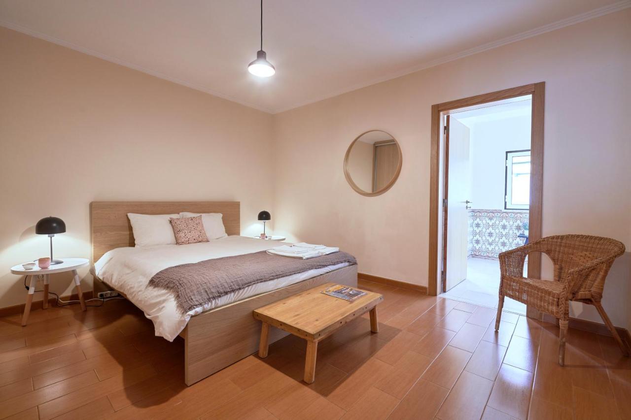 Spacious And Renovated Apartment With Amazing Patio, By Timecooler Лісабон Екстер'єр фото
