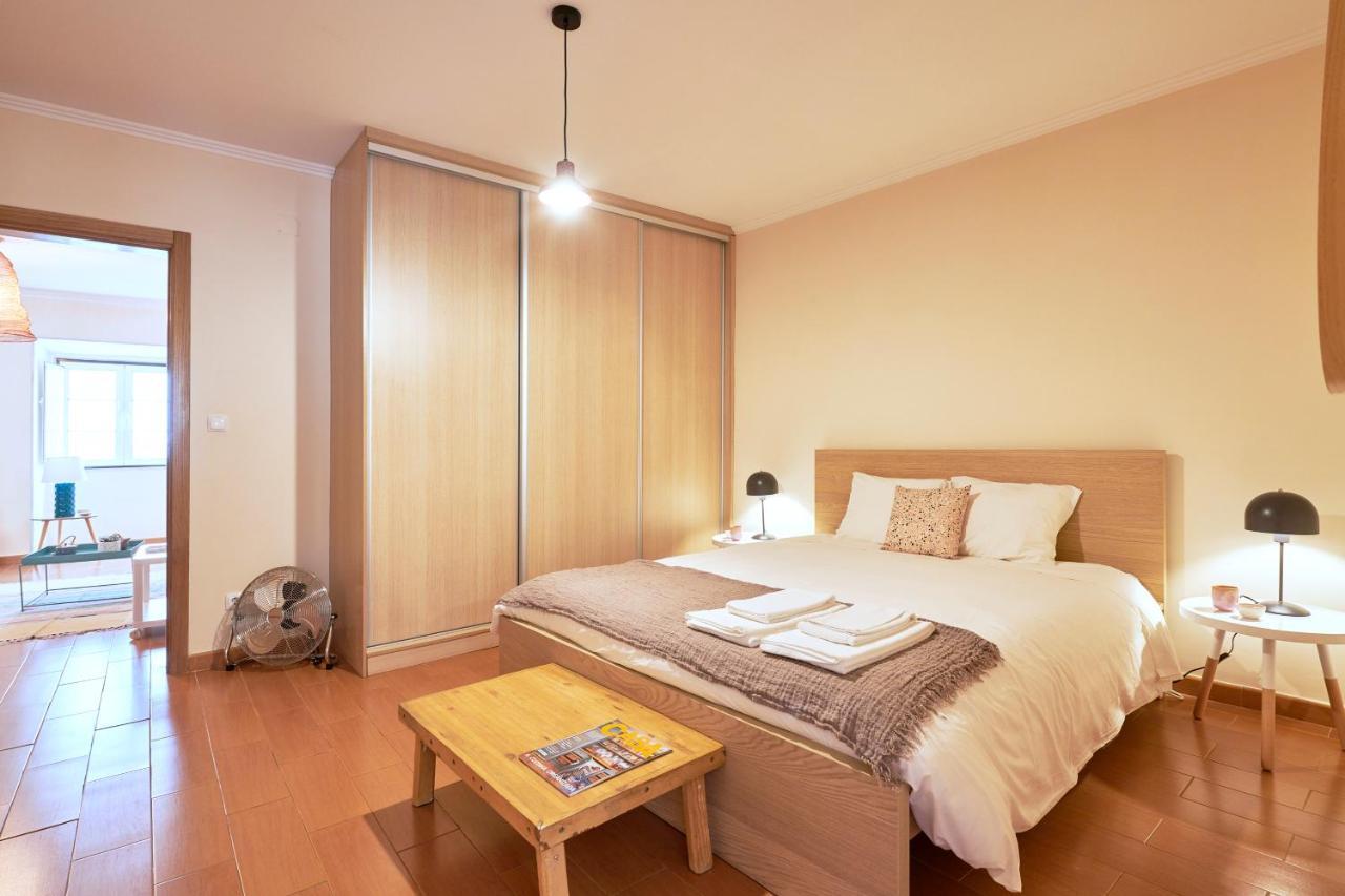 Spacious And Renovated Apartment With Amazing Patio, By Timecooler Лісабон Екстер'єр фото