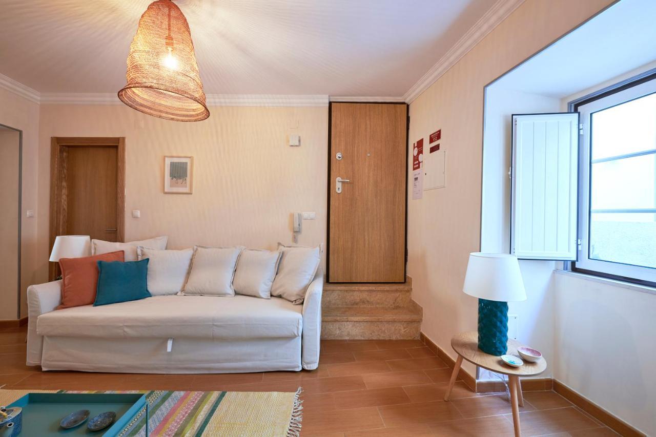 Spacious And Renovated Apartment With Amazing Patio, By Timecooler Лісабон Екстер'єр фото