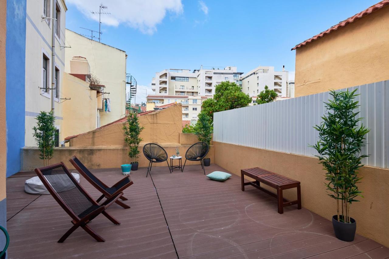 Spacious And Renovated Apartment With Amazing Patio, By Timecooler Лісабон Екстер'єр фото